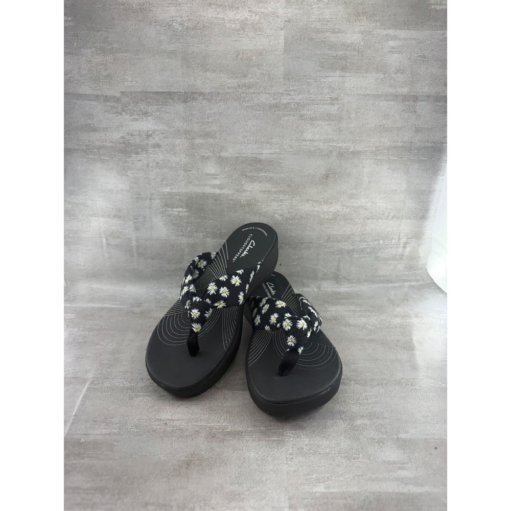 Clarks Cloudsteppers Arla Glitz Black Daisy Floral Wedge Flip Flops Women Sz 7